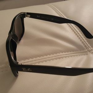 RAY BAN POLARIZED NEW WAYFARER 90/58 RB2132